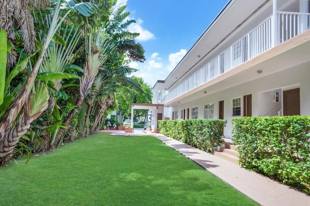 Amazing 5 - Bed Apartments Perfect For A Large Family Bal Harbour Exterior photo
