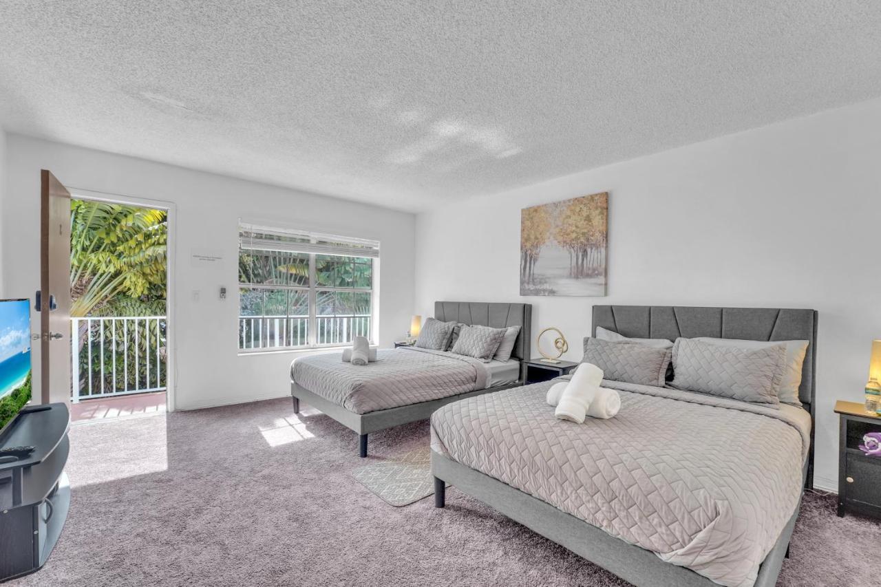 Amazing 5 - Bed Apartments Perfect For A Large Family Bal Harbour Exterior photo